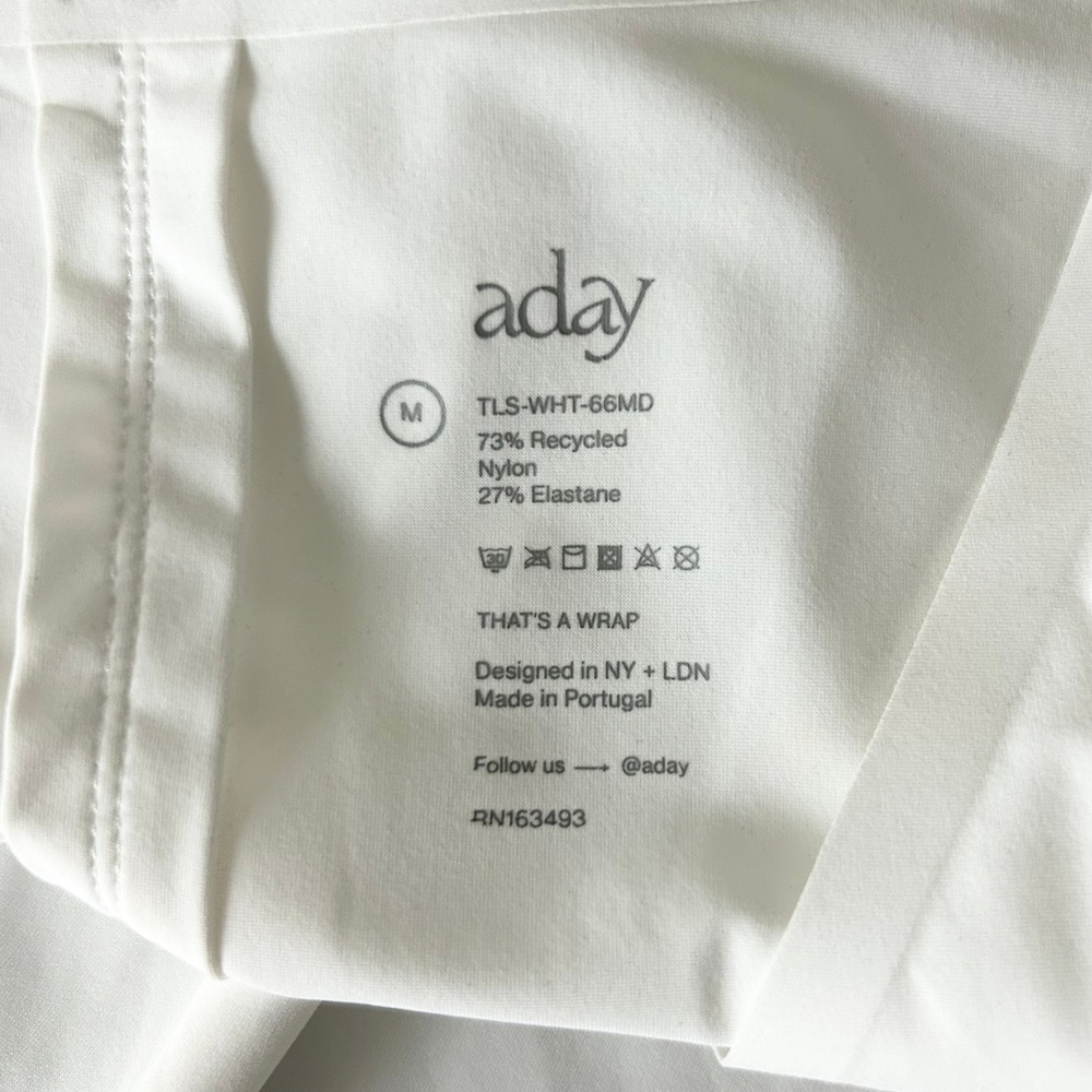 ADAY Thats A Wrap Top White Long Sleeve V-Neck Snap Closure Size M TLS-WHT-66MD - Picture 8 of 8